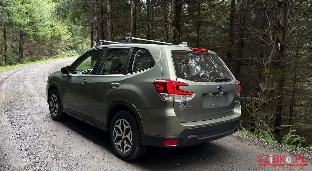 2020' Subaru Forester 2.0X Lineartronic Active+ photo #2