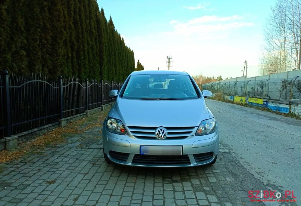 2005' Volkswagen Golf Plus photo #5