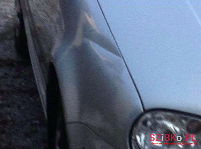 2000' Volkswagen Golf photo #2