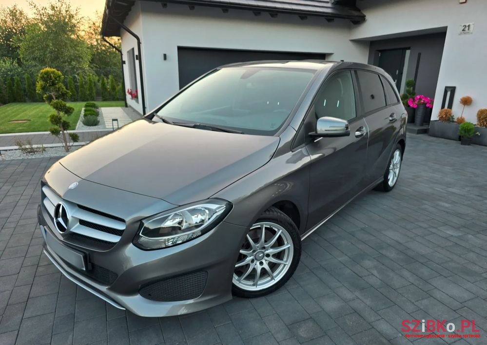 2016' Mercedes-Benz B-Class photo #1