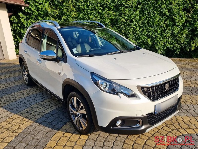 2017' Peugeot 2008 photo #1