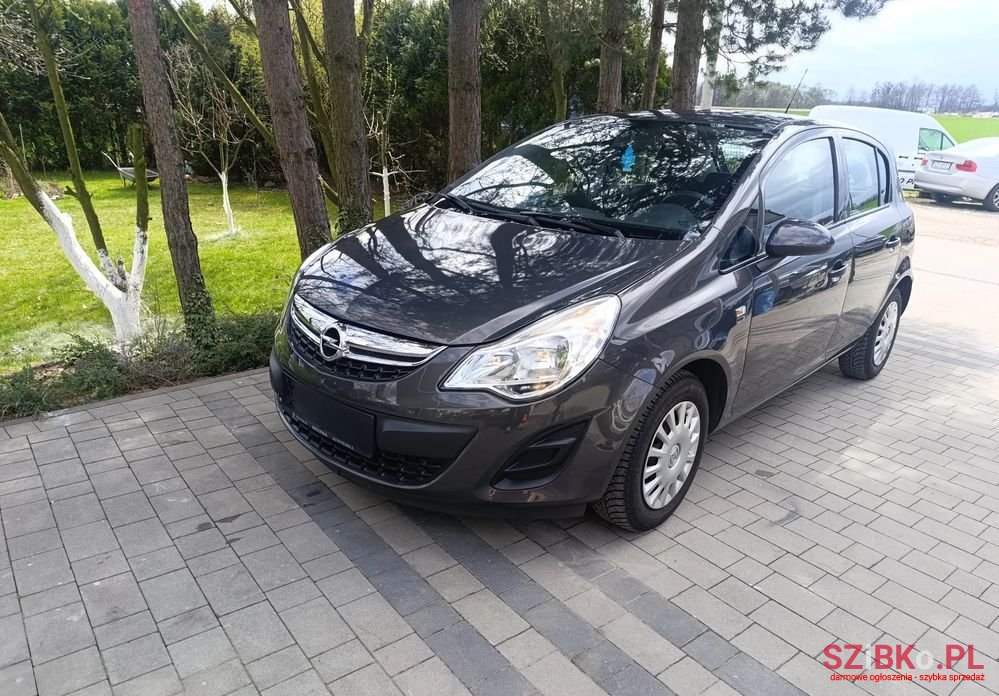 2013' Opel Corsa photo #1