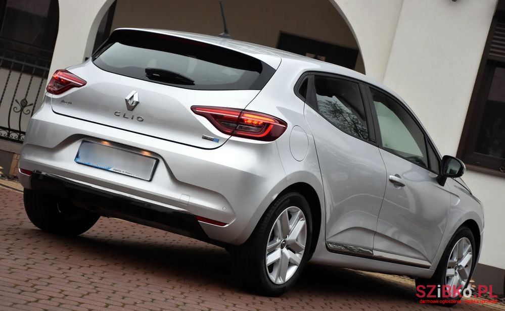 2020' Renault Clio E-Tech 140 Zen photo #4