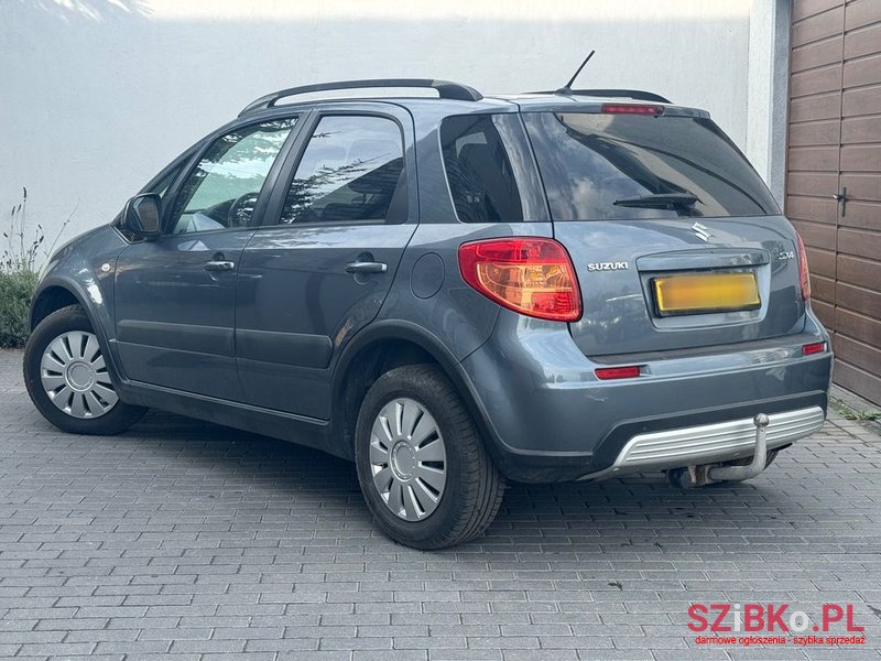 2008' Suzuki SX4 1.6 Gs / Premium photo #3