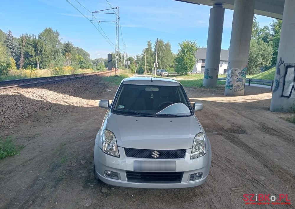 2007' Suzuki Swift 1.3 Gc (Klm) photo #2