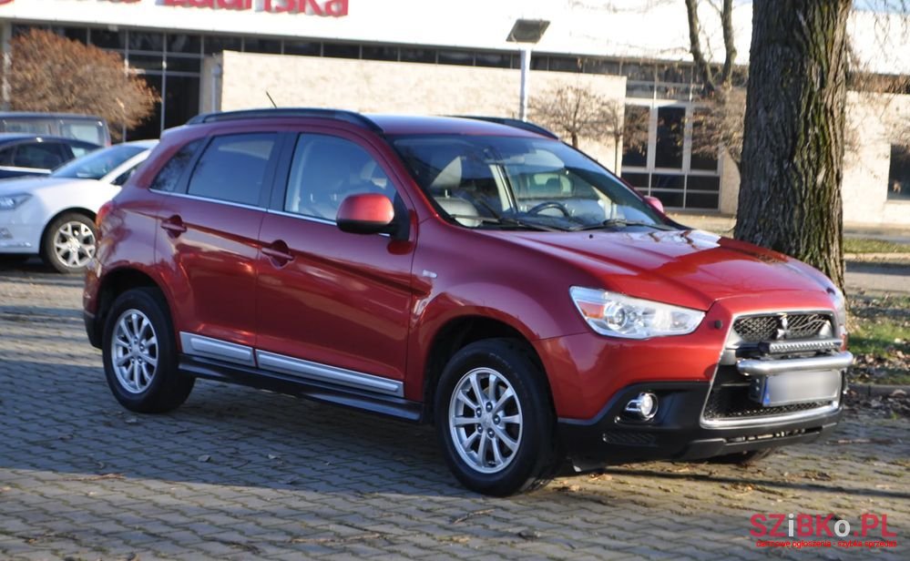 2011' Mitsubishi ASX photo #5