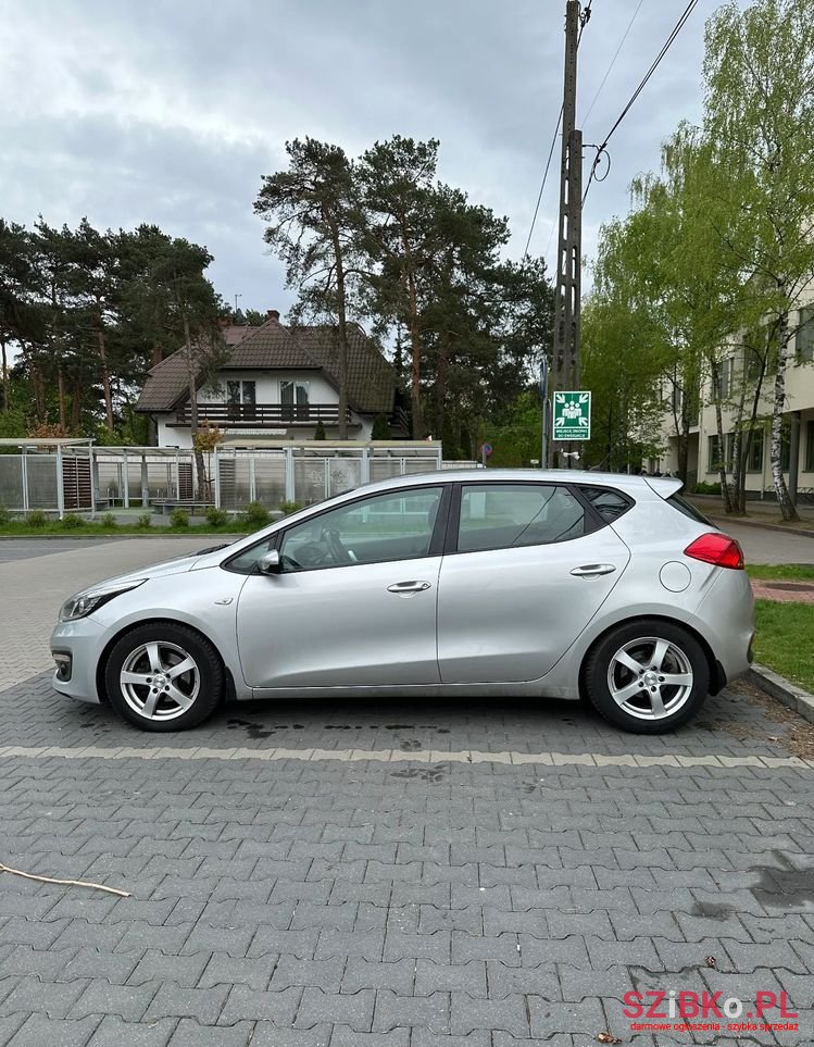 2012' Kia Ceed photo #6