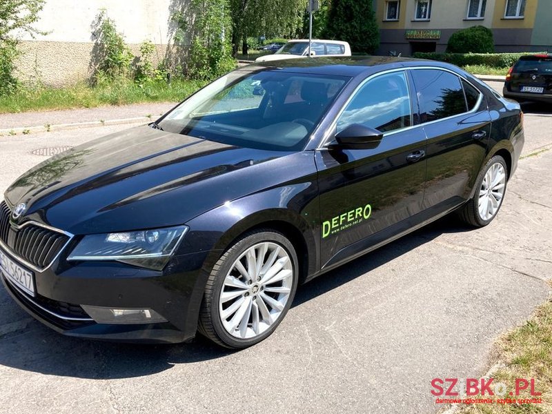 2018' Skoda Superb photo #2