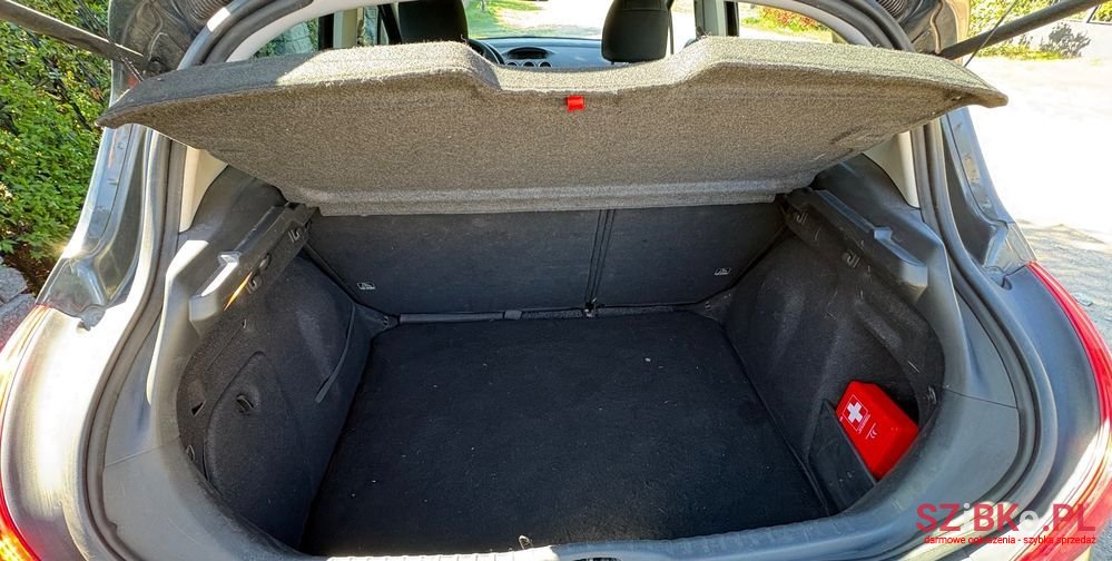 2007' Peugeot 308 1.6 Premium photo #2