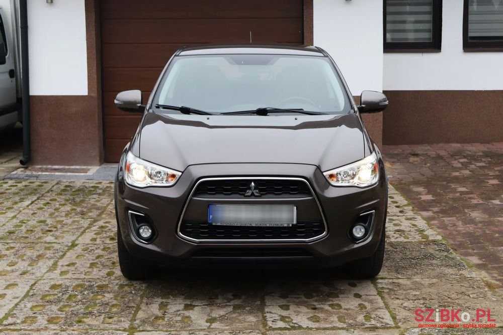 2016' Mitsubishi ASX 1.6 Instyle photo #3