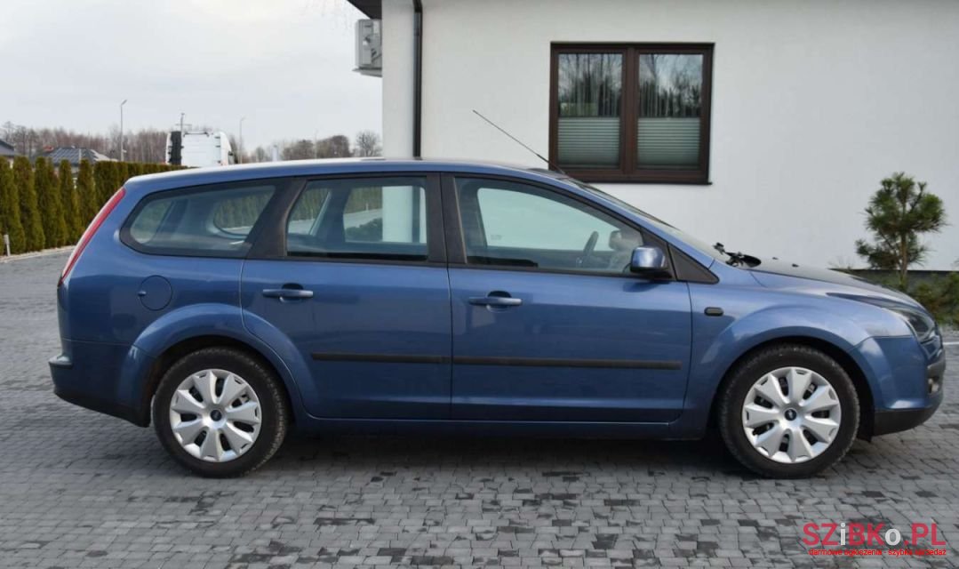 2005' Ford Focus photo #4