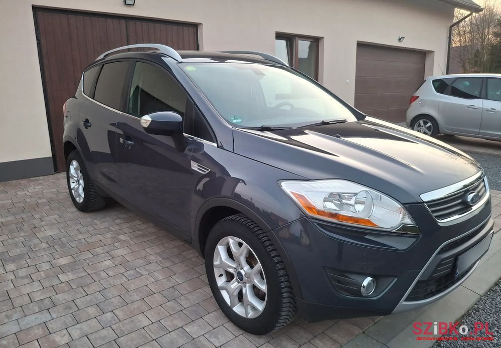 2012' Ford Kuga photo #2