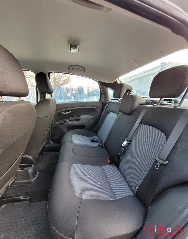 2007' Fiat Linea 1.4 Dynamic photo #6