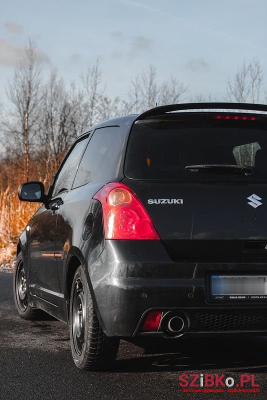 2009' Suzuki Swift photo #4