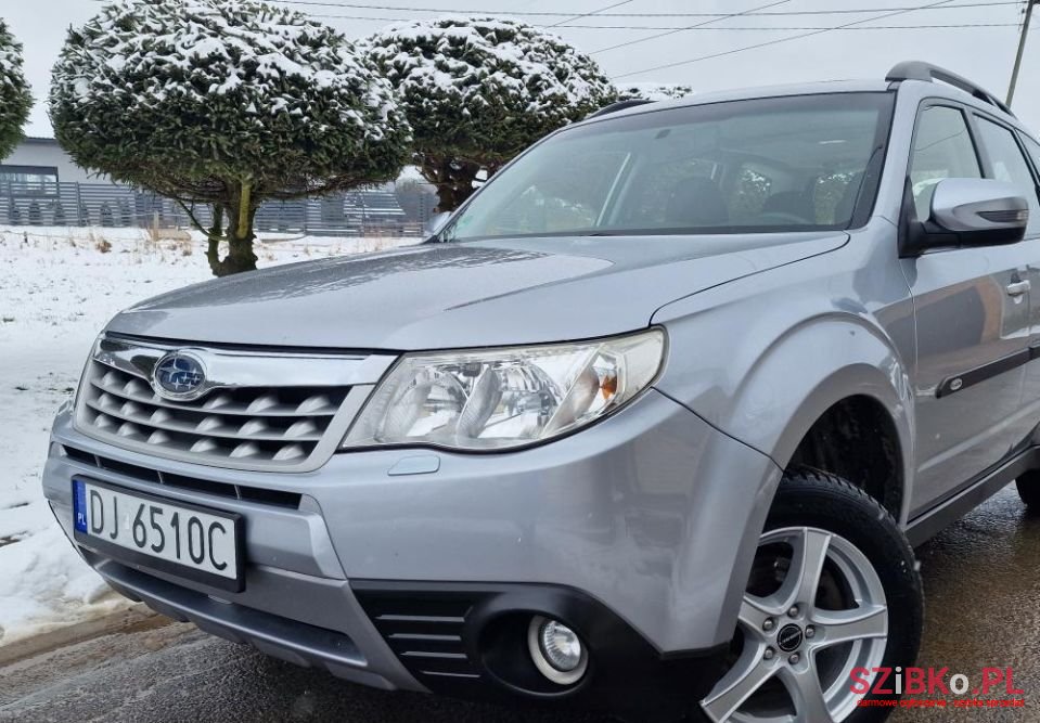 2012' Subaru Forester photo #3