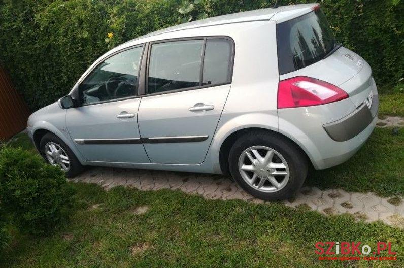 2004' Renault Megane photo #1