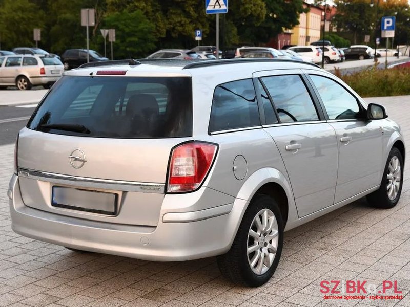 2010' Opel Astra Iv 1.7 Cdti Sport photo #6