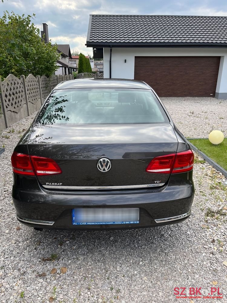 2013' Volkswagen Passat Variant photo #4