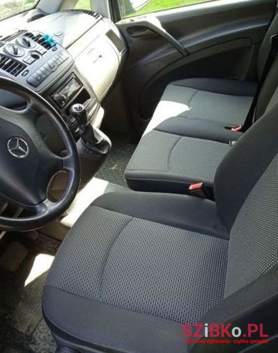 2011' Mercedes-Benz Vito photo #6