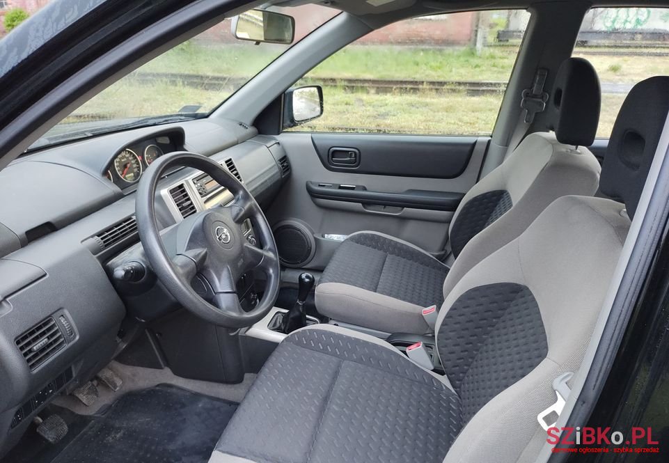 2003' Nissan X-Trail photo #4