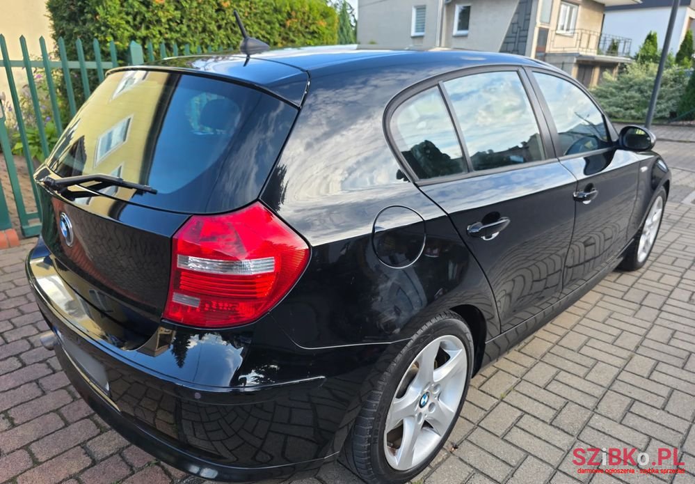 2007' BMW 1 Series 118D photo #5