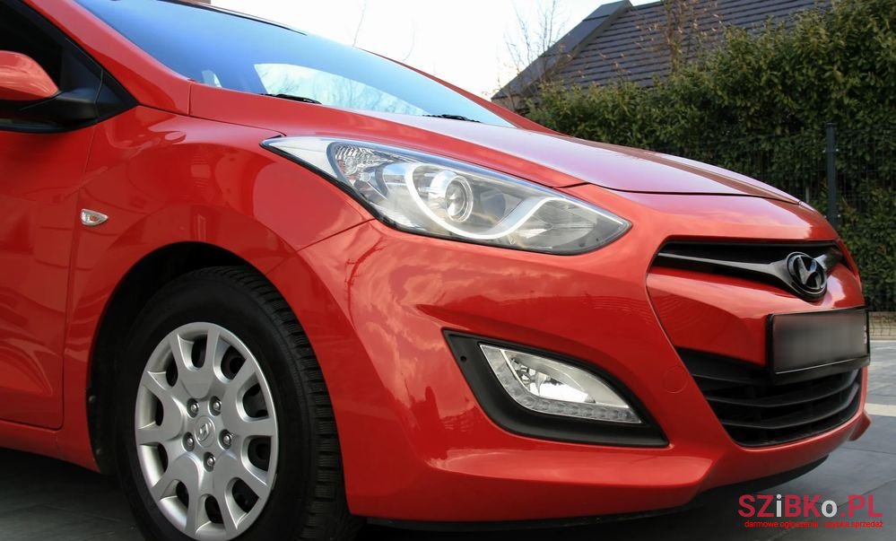 2014' Hyundai i30 1.4 Classic photo #3