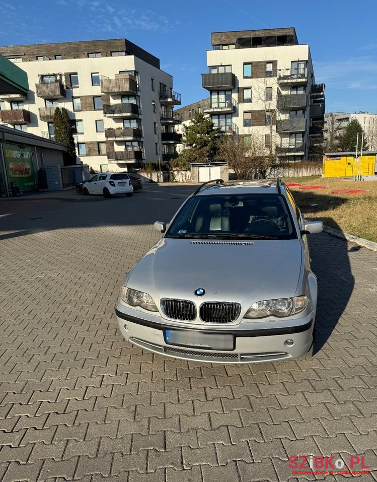 2003' BMW 3 Series photo #2