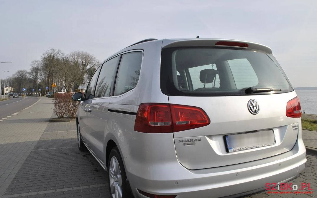 2013' Volkswagen Sharan photo #6