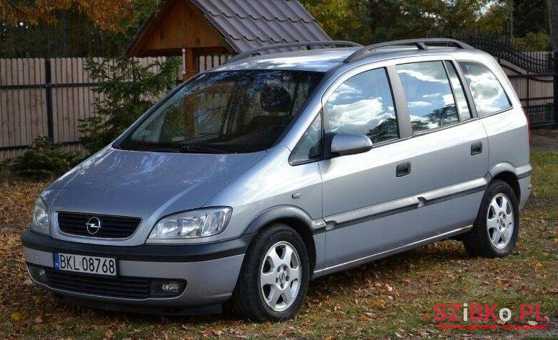 2000' Opel Zafira photo #1