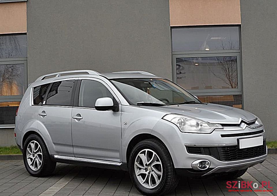 2008' Citroen C-Crosser photo #2