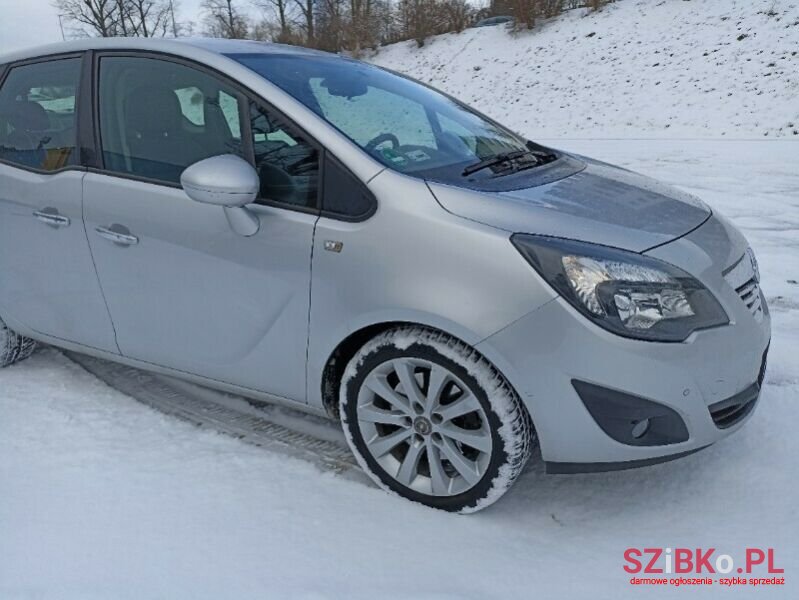 2011' Opel Meriva photo #1