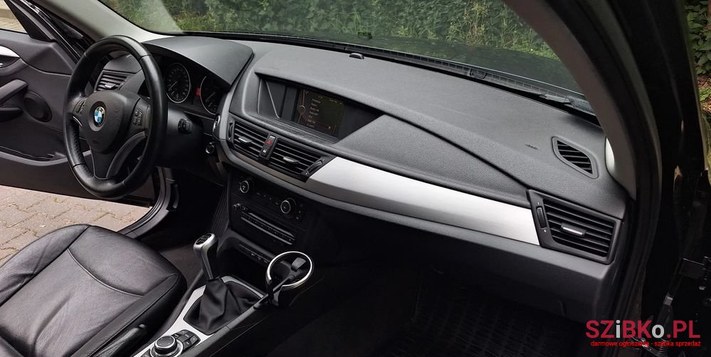 2011' BMW X1 Xdrive18D photo #5