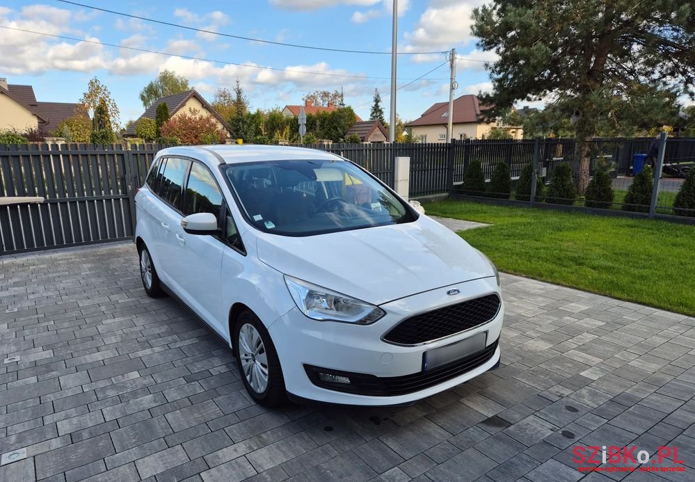 2017' Ford Grand C-MAX photo #3