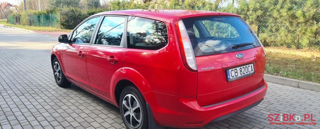 2009' Ford Focus photo #5