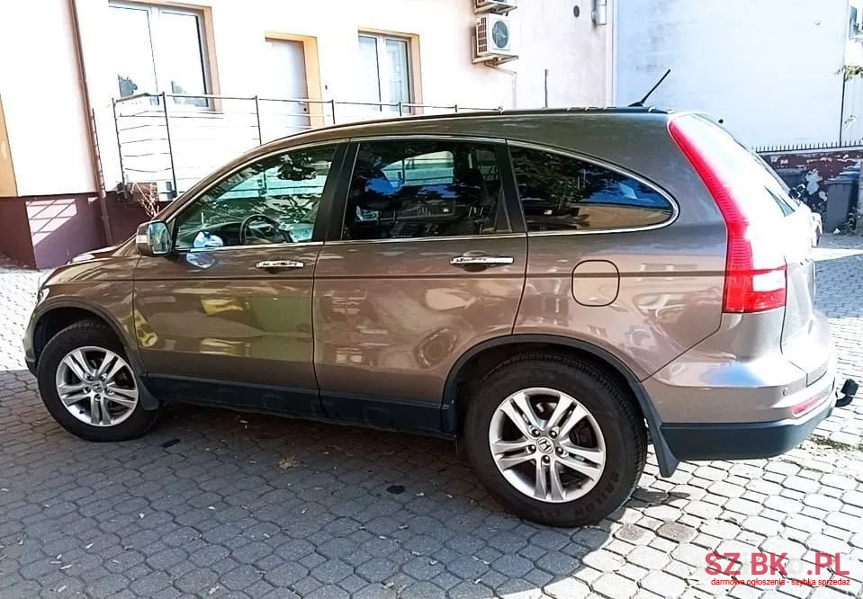 2010' Honda CR-V photo #5