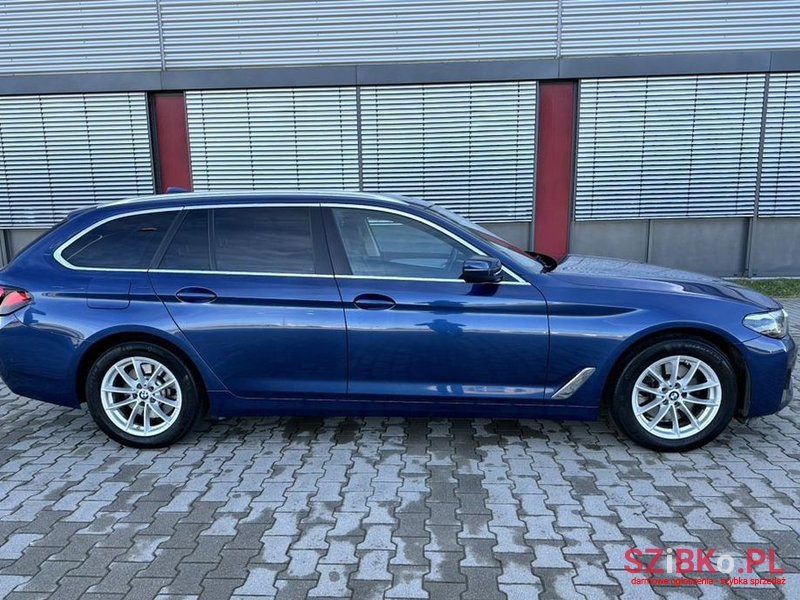 2020' BMW 5 Series 520D Mhev Sport photo #5