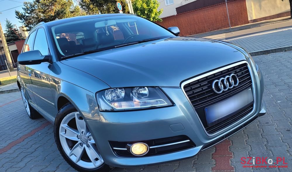 2011' Audi A3 photo #3