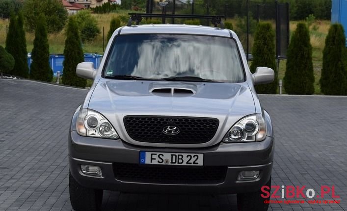 2005' Hyundai Terracan photo #1