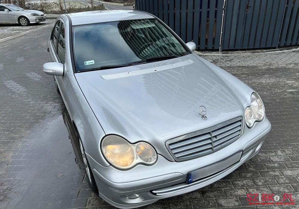2005' Mercedes-Benz C-Class photo #5