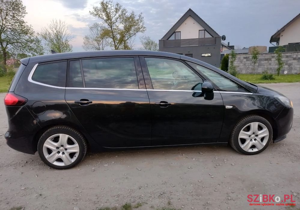 2015' Opel Zafira 1.6 Cdti Cosmo photo #6
