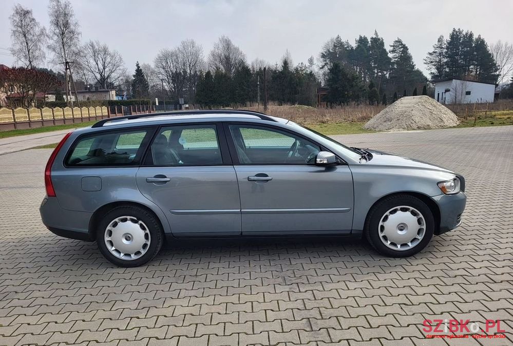 2009' Volvo V50 2.0D Kinetic photo #3