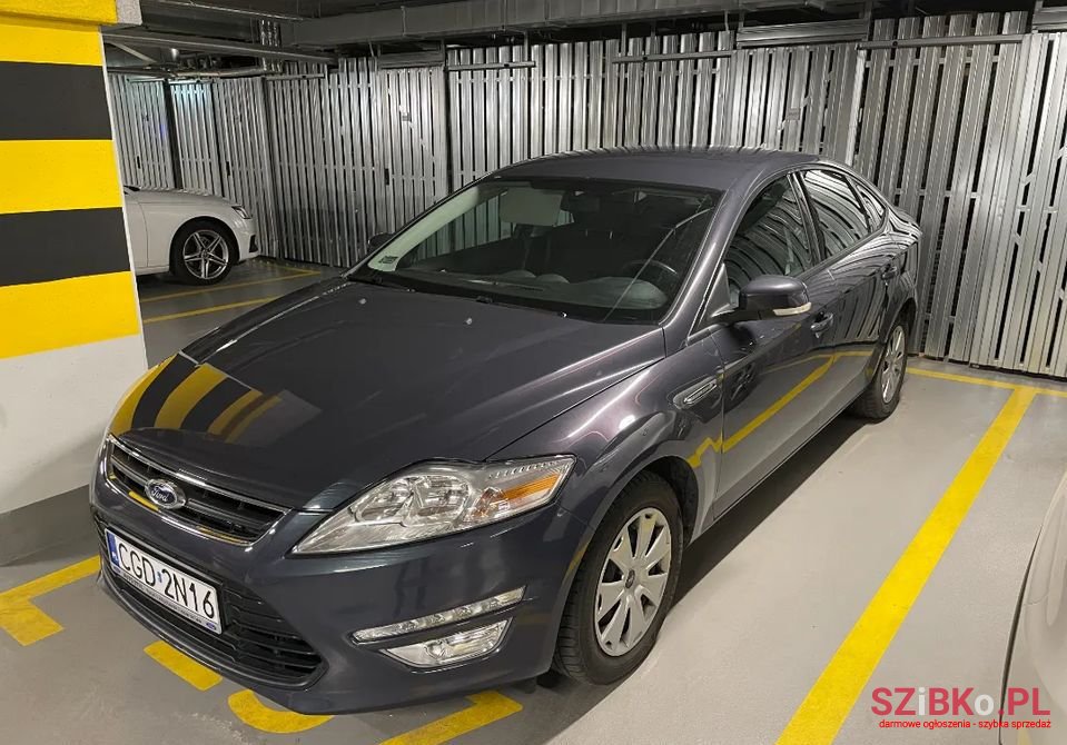 2014' Ford Mondeo photo #1