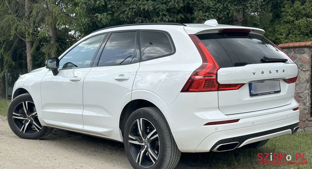 2021' Volvo Xc 60 B4 B R-Design photo #1