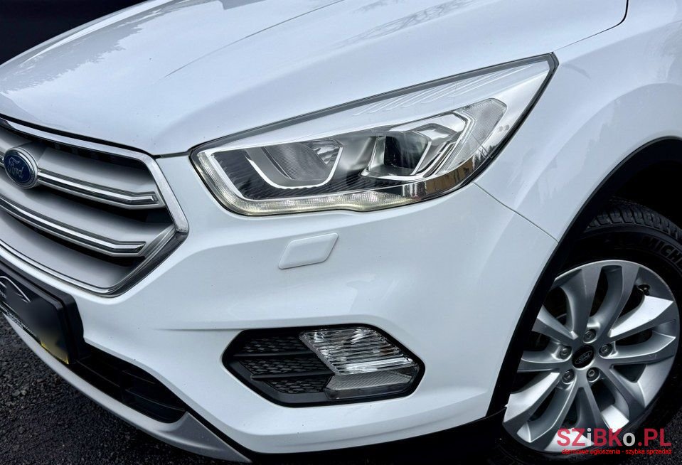 2019' Ford Kuga photo #2