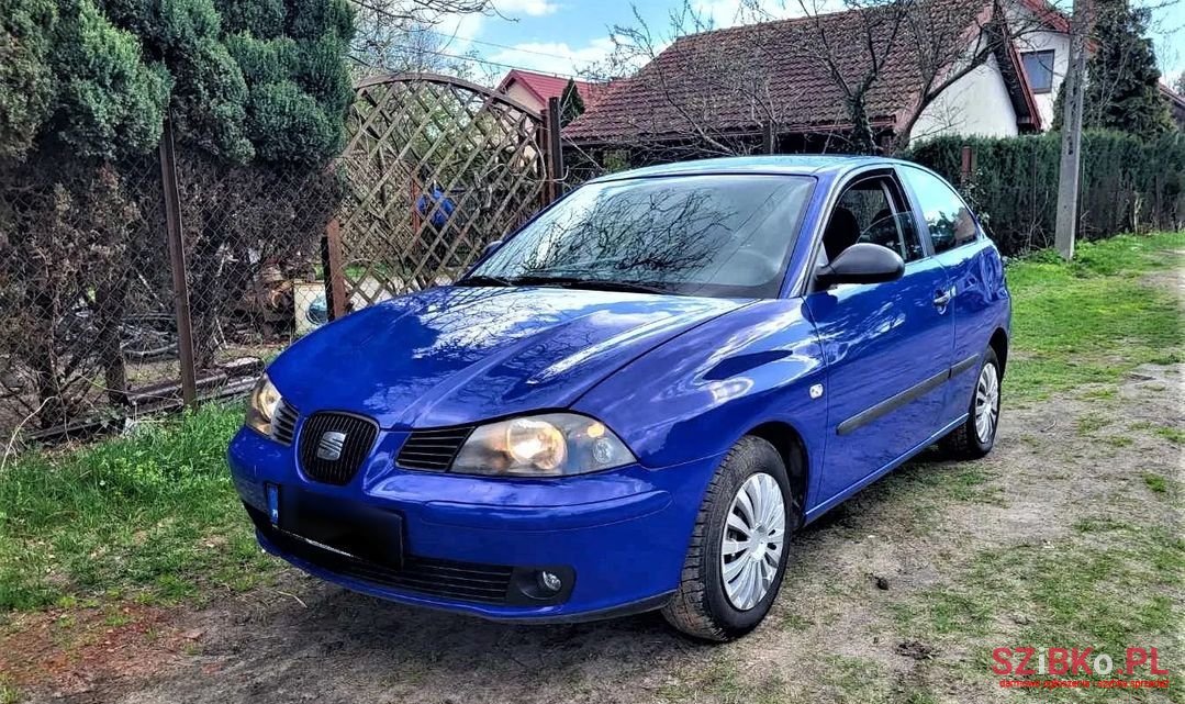 2002' SEAT Ibiza photo #5