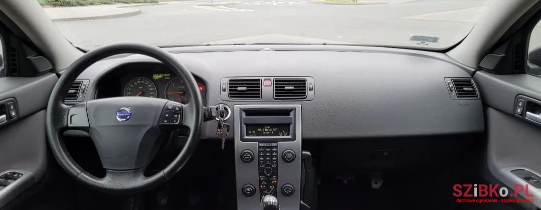 2005' Volvo V50 photo #4