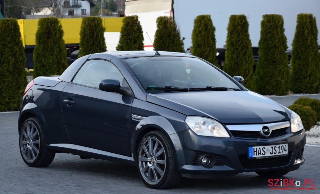 2006' Opel Tigra photo #2