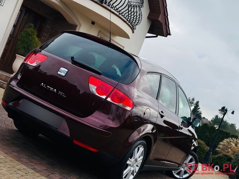 2008' SEAT Altea XL photo #1