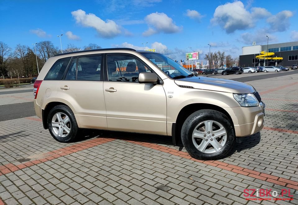 2006' Suzuki Grand Vitara photo #1