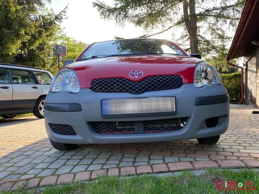 2003' Toyota Yaris photo #2
